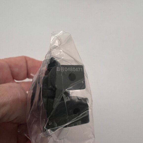 Bearbrick Series 48 Basic Letter E Medicom Be@rbrick 100% Figure - Picture 5 of 7